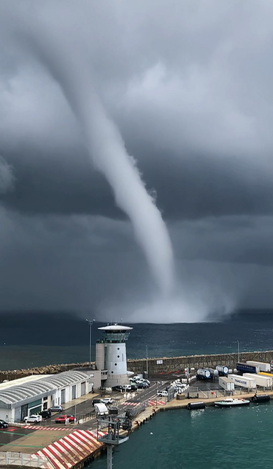 waterspout