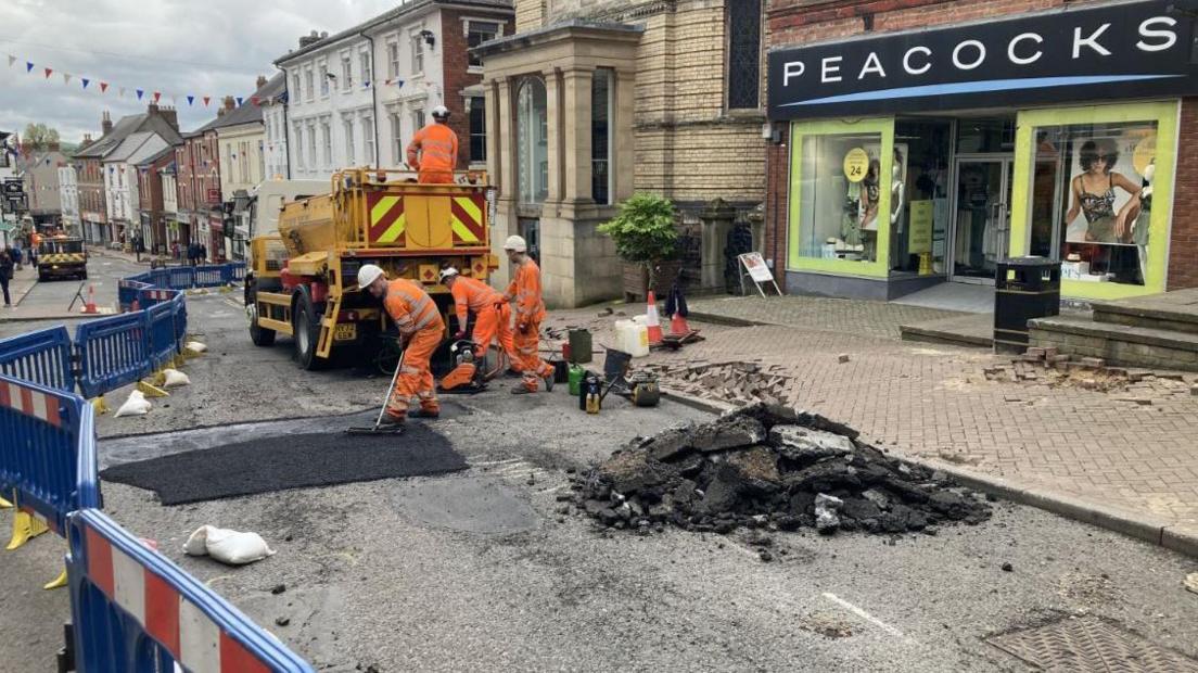 Repair work on Broad Street