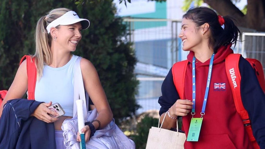 Katie Boulter and Emma Raducanu grin  astatine  each   different   connected  the mode   to Billie Jean King Cup practice