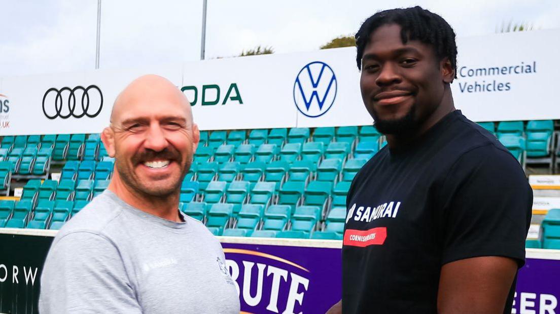 Tomiwa Agbongbon (right) meets Cornish Pirates joint-head coach Alan Paver