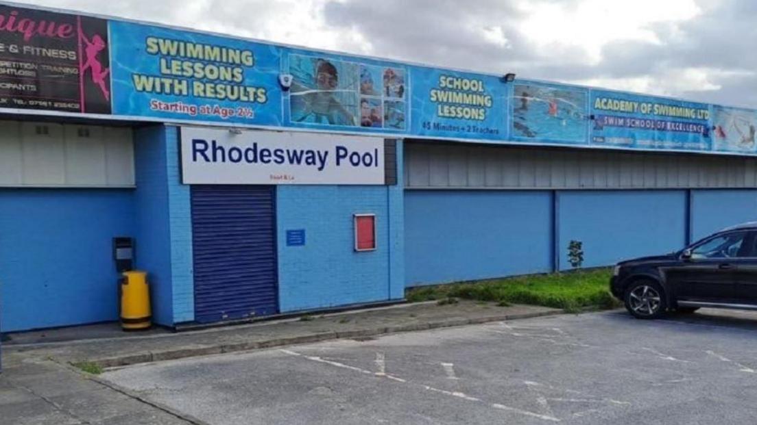 Rhodesway Pool in Allerton, Bradford