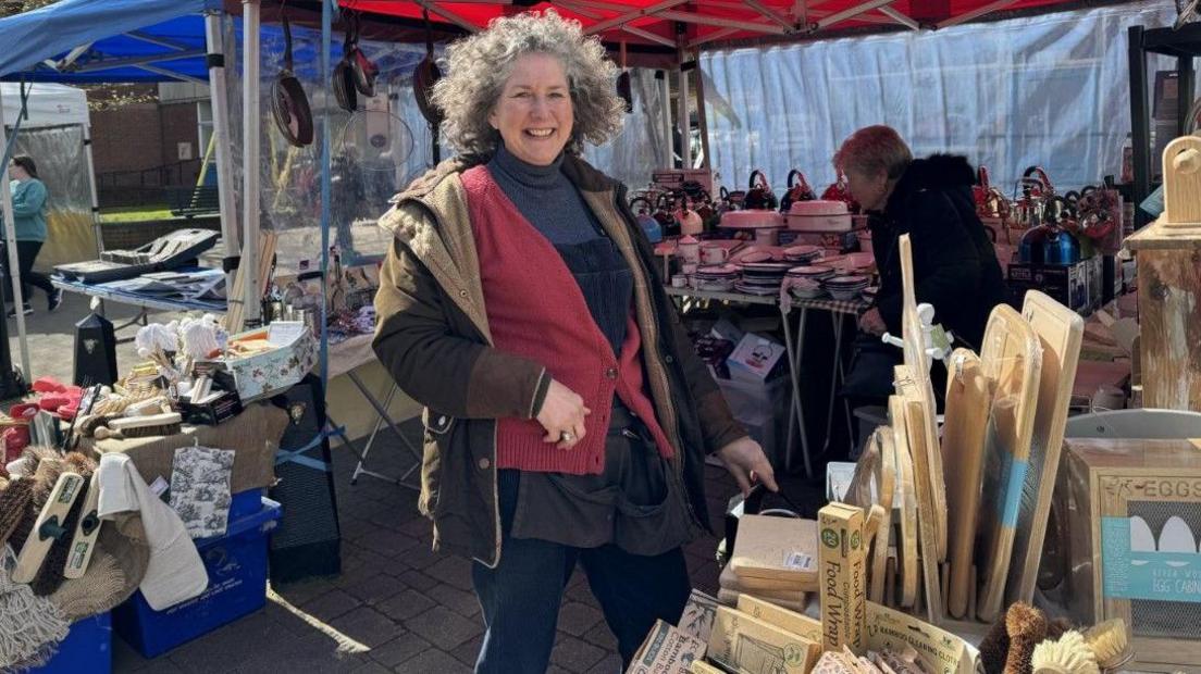 Jane Bundy in the outdoor market