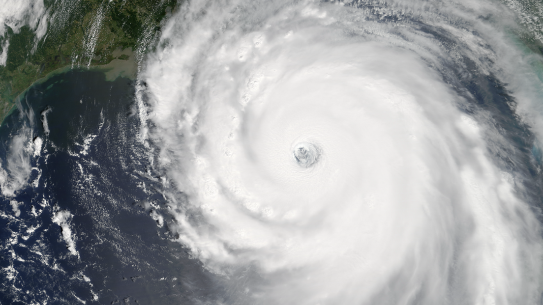 Satellite image of Hurricane Katrina with a very recognisable eye