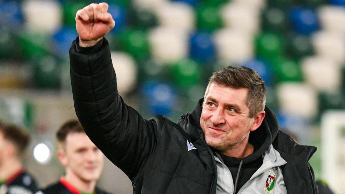 Declan Devine 