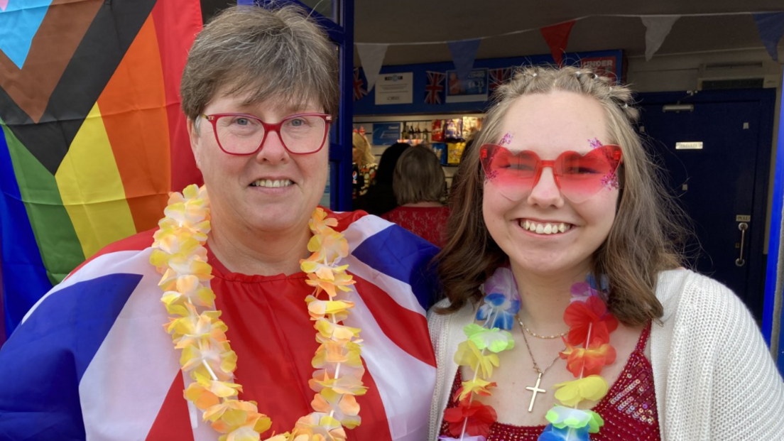 Debbie Hutchinson (l) and Helen Lewis(r) were among those supporting the singer at the watch party 