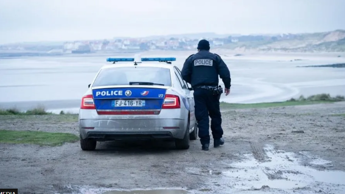 French police patrol