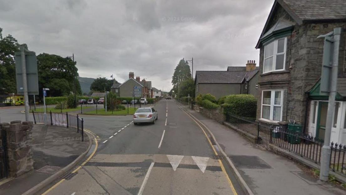 Heol yr Orsaf, Llanrwst