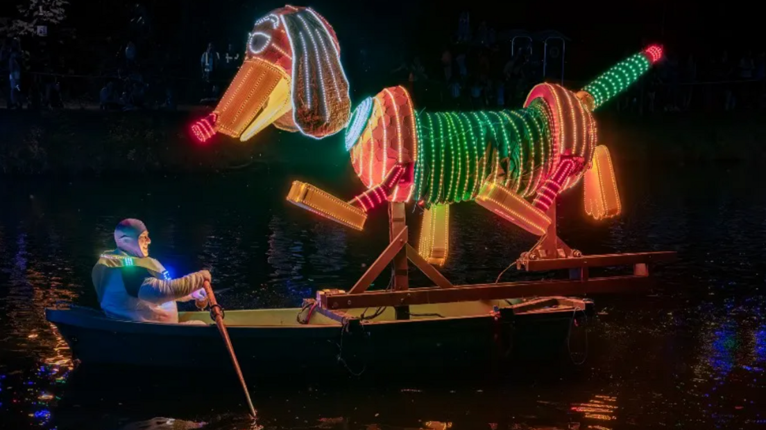 Slinky the Dog illumination on the River Derwent 