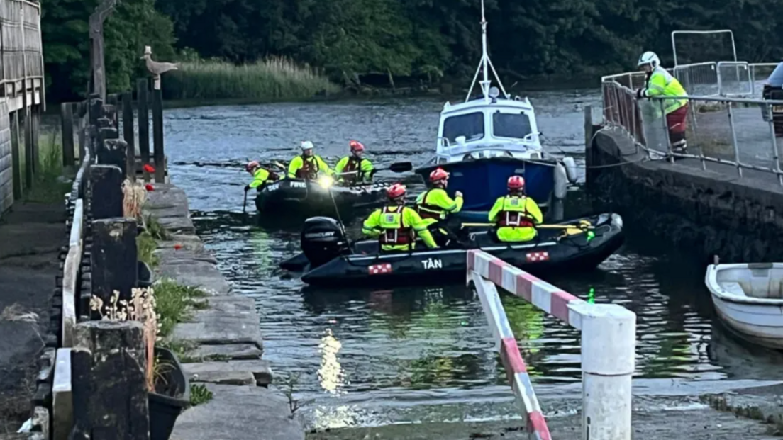 Rescue teams at the scene