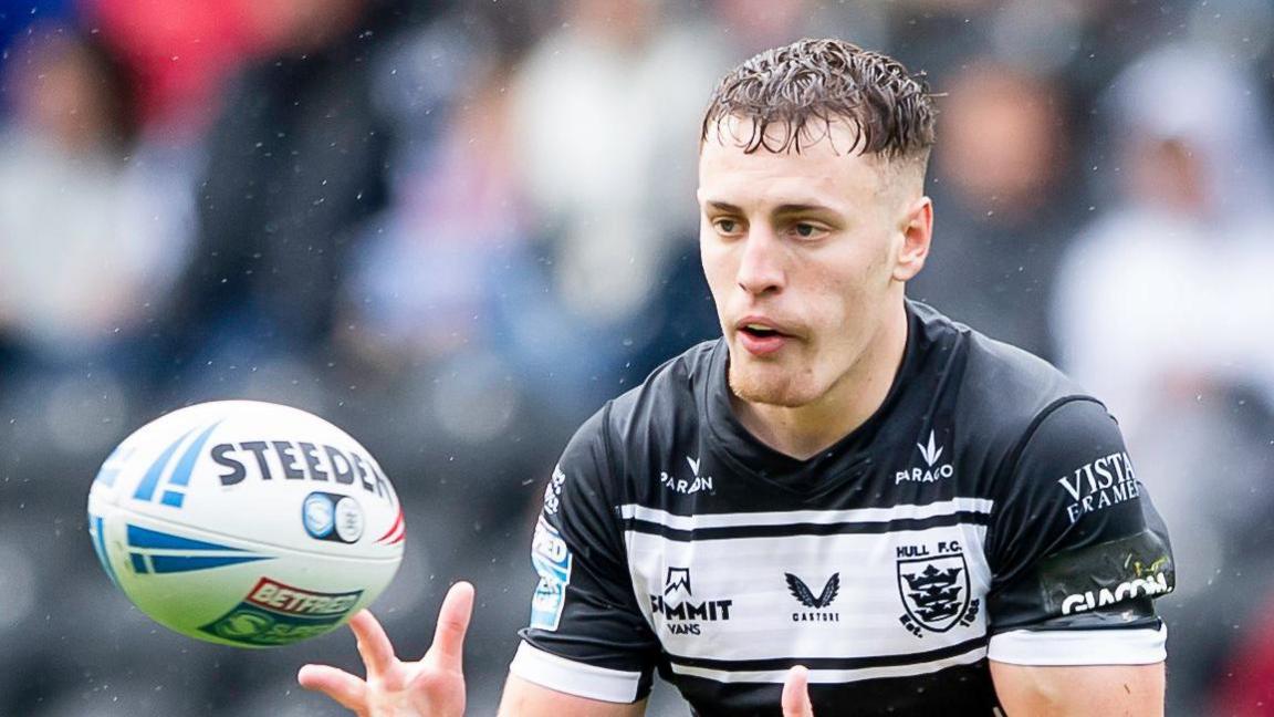 Jake Trueman in action for Hull FC