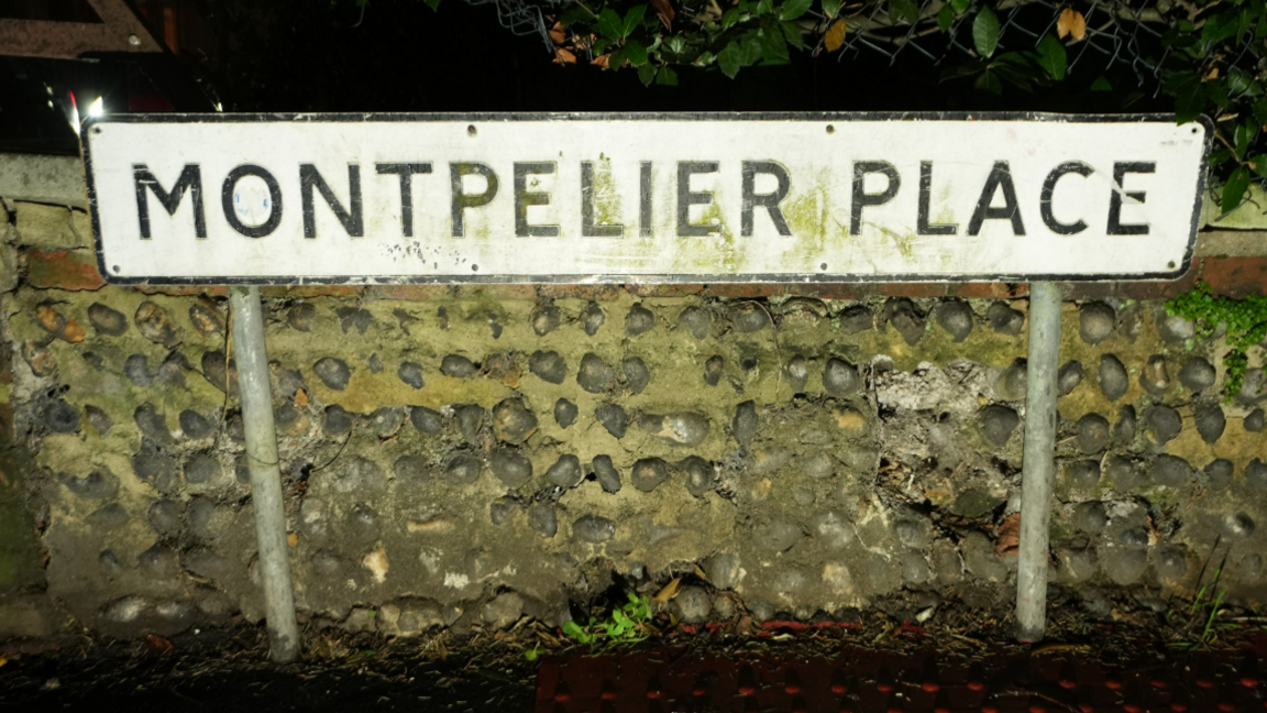 Street sign reads 'Montpelier Place'