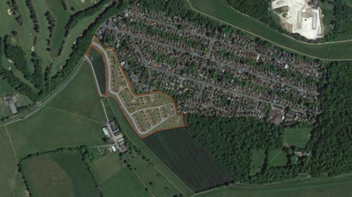 An aerial view of the proposed Langley Vale development. It appears to cover more than five hectares (0.02 square miles) of agricultural farm land at Langley Bottom Farm, adjacent to Langley Vale village.