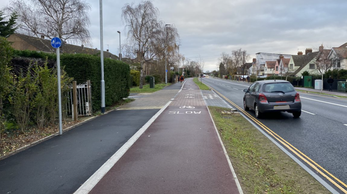 Milton Road in Cambridge showing the cycle land next to the road