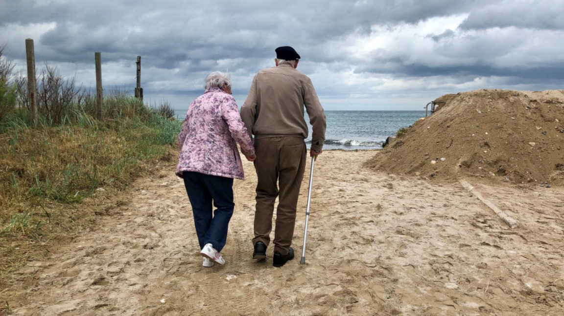 Albert and Betty at Gold Beach in 2019