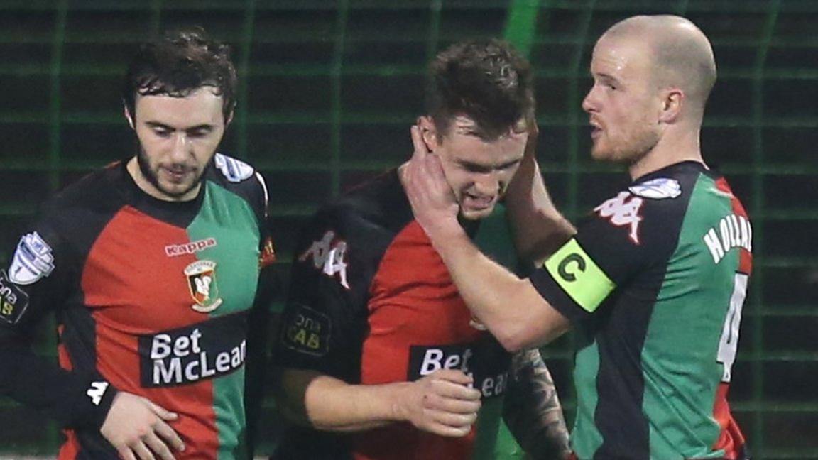 Chris Lavery was on target twice for Glentoran