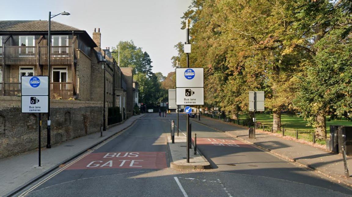 Bus gate on Silver Street in Cambridge