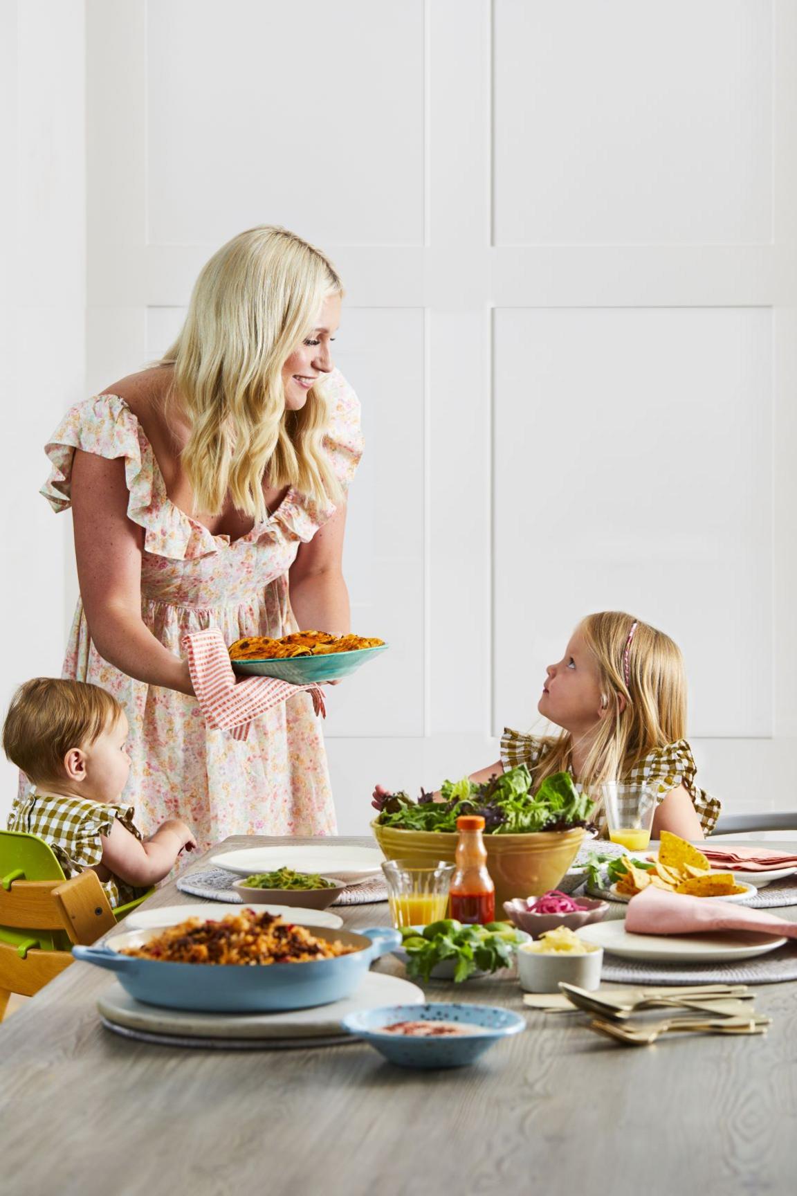 Ashleigh at the table with her children