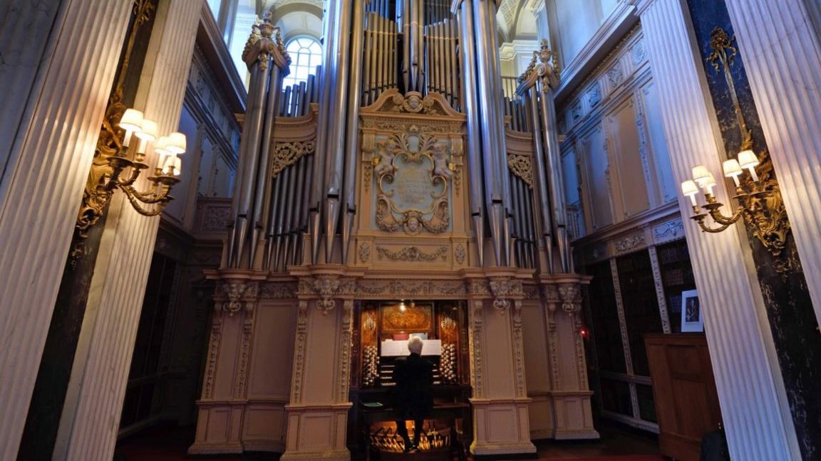 Willis organ at Blenheim Palace