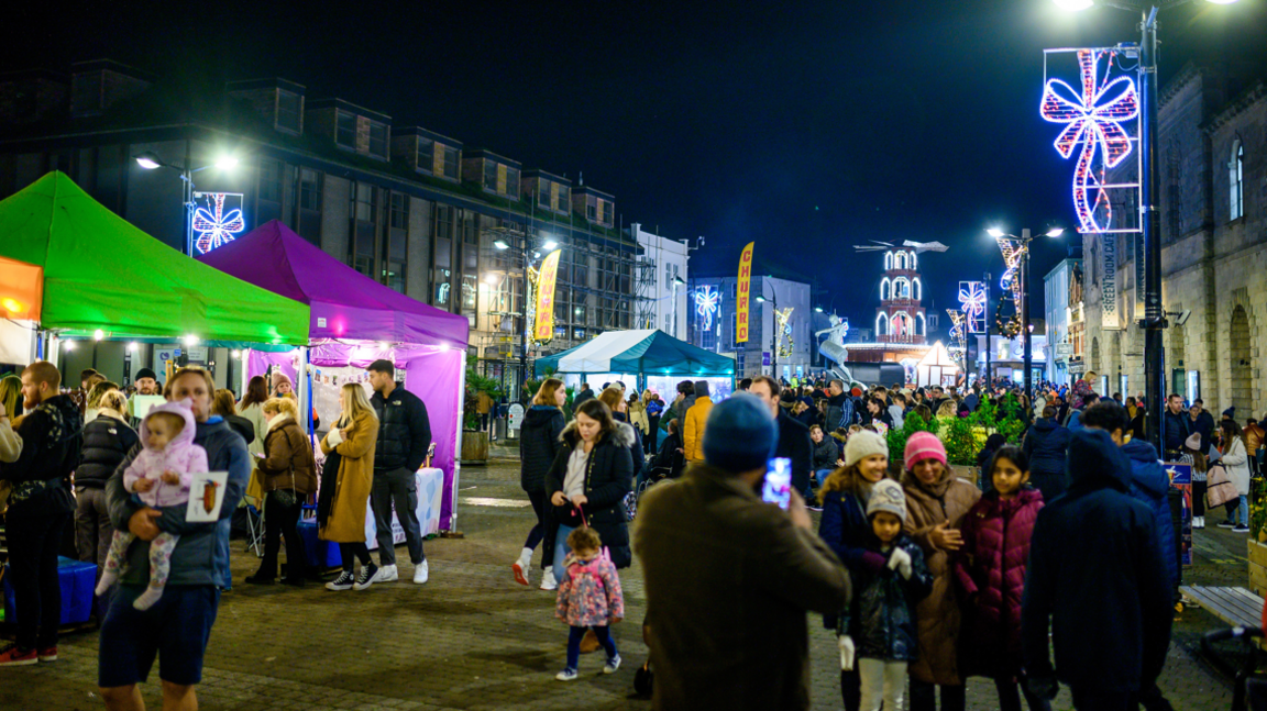 Truro's Christmas lights switch on in 2022