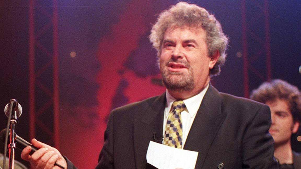Gerry Kelly: Hundreds Attend Funeral of Beloved UTV Broadcaster Who Kept Northern Ireland Sane