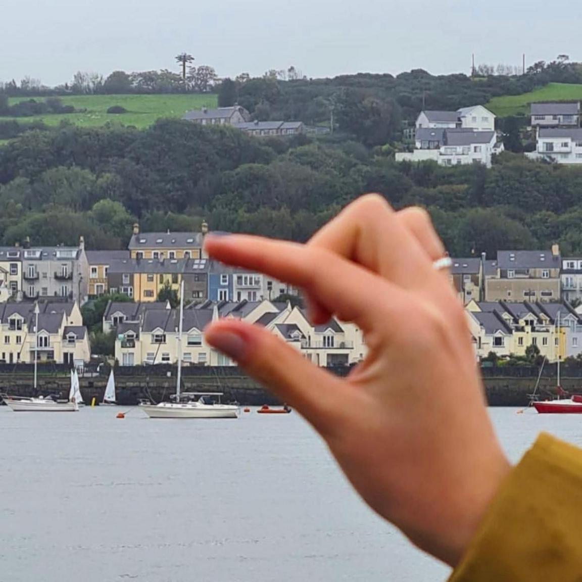 tŷ bach yn Felin