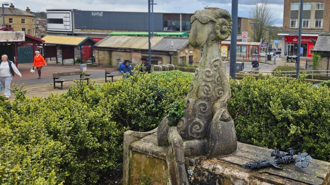 Shipley Shopper sheep sculpture