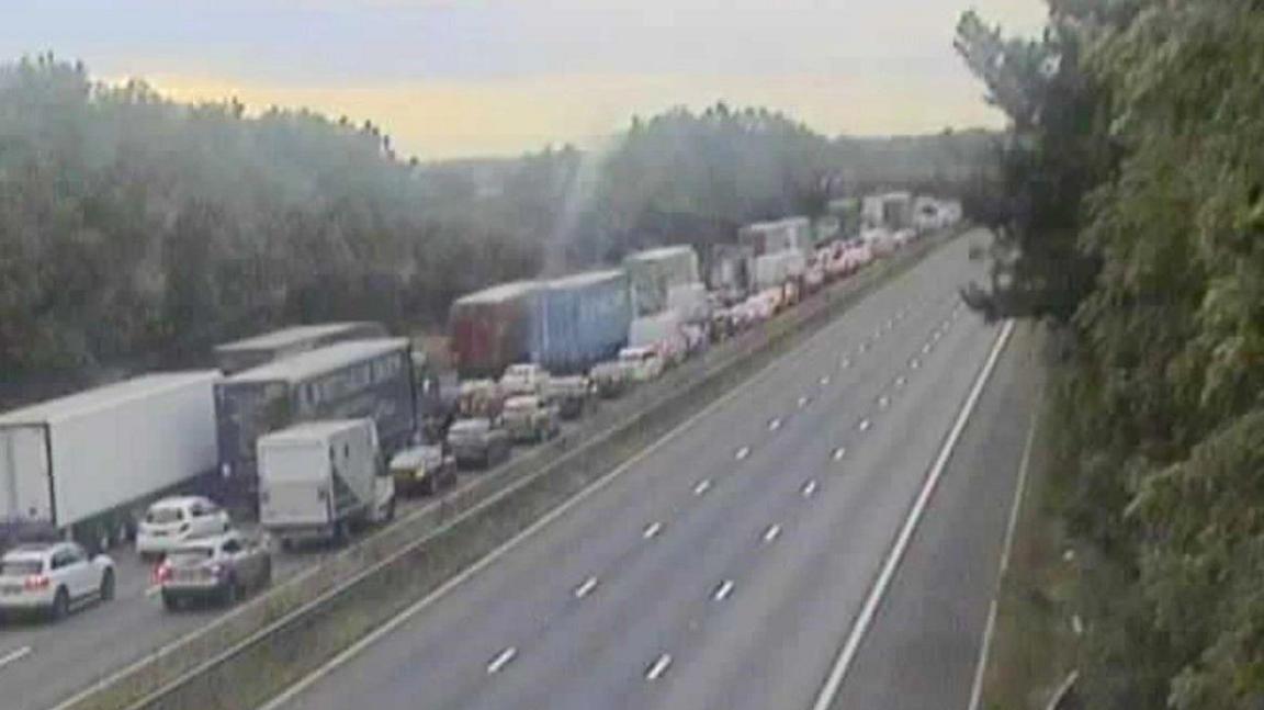 Traffic building up on the M1 following a collision