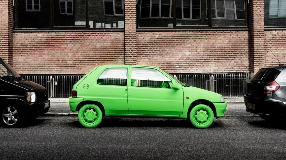 car painted completely green