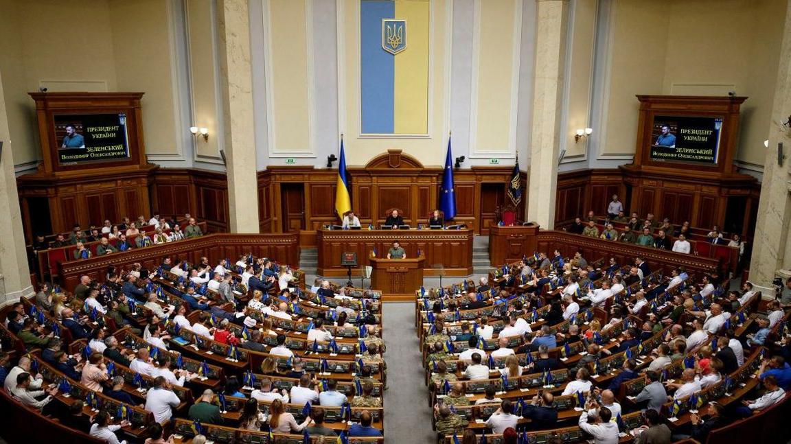 Ukrainian President Volodymyr Zelensky addresses the nation's parliament in Kyiv in 2023.