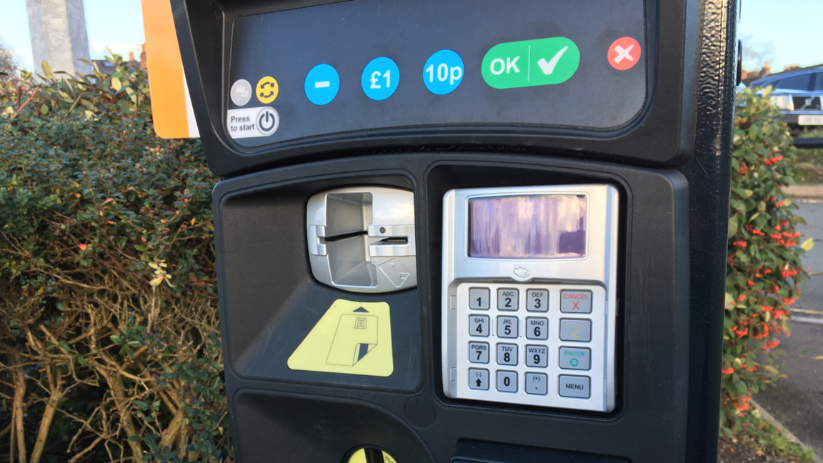 Parking charge machine