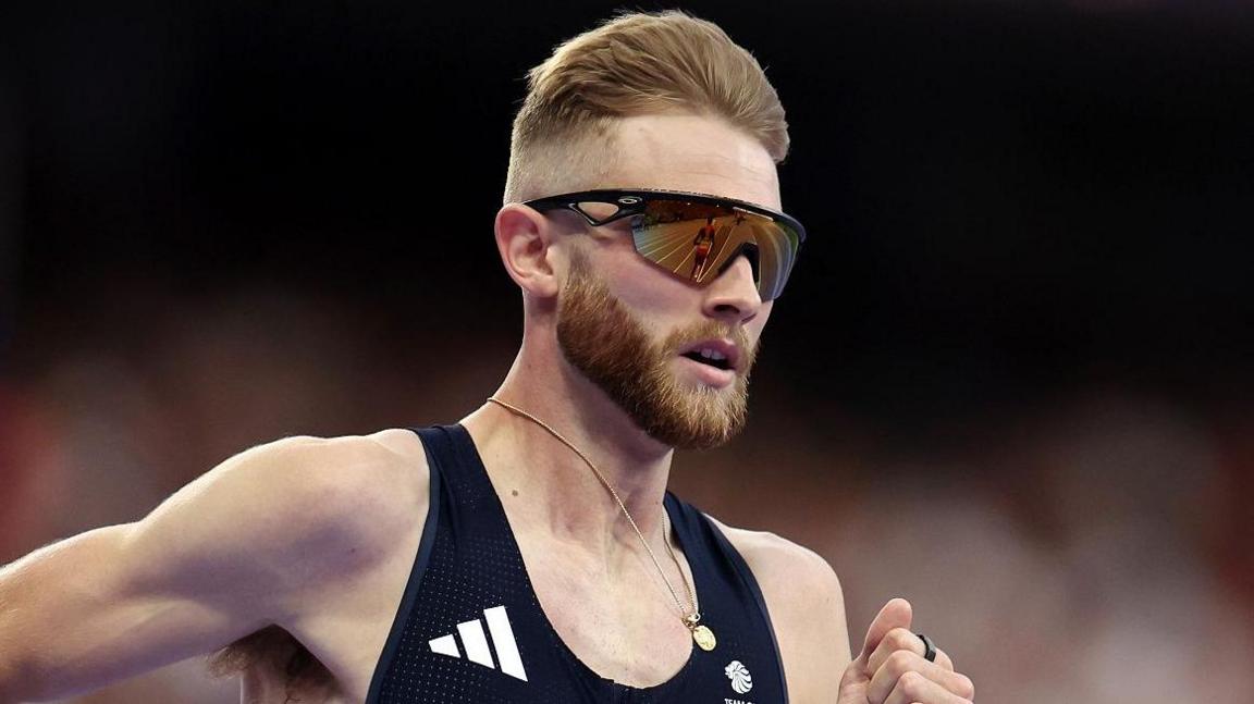 Josh Kerr competes at the Paris 2024 Olympics