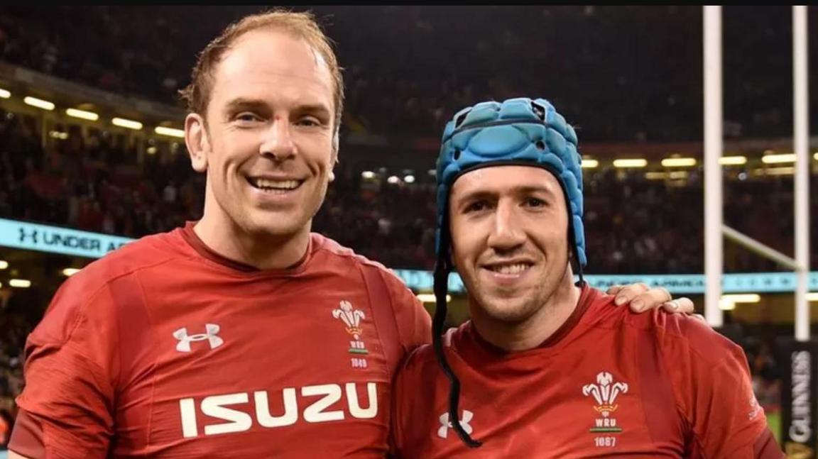 Alun Wyn Jones a Justin Tipuric