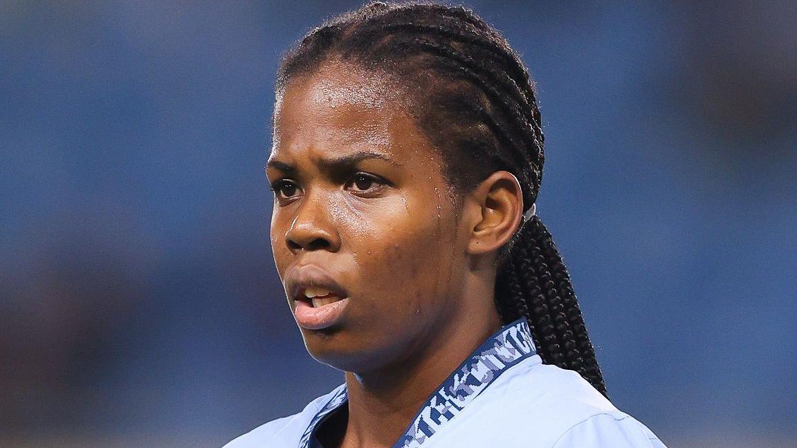 Khadija 'Bunny' Shaw in action for Manchester City 