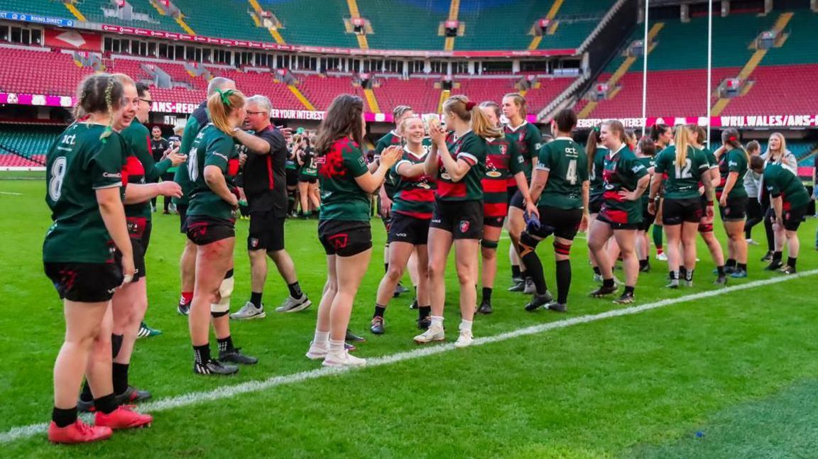 Merched Clwb Rygbi Cymry Caerdydd