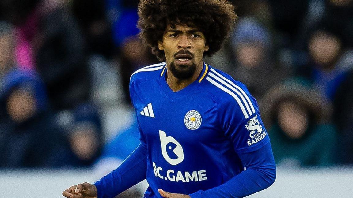 Hamza Choudhury in action for Leicester City