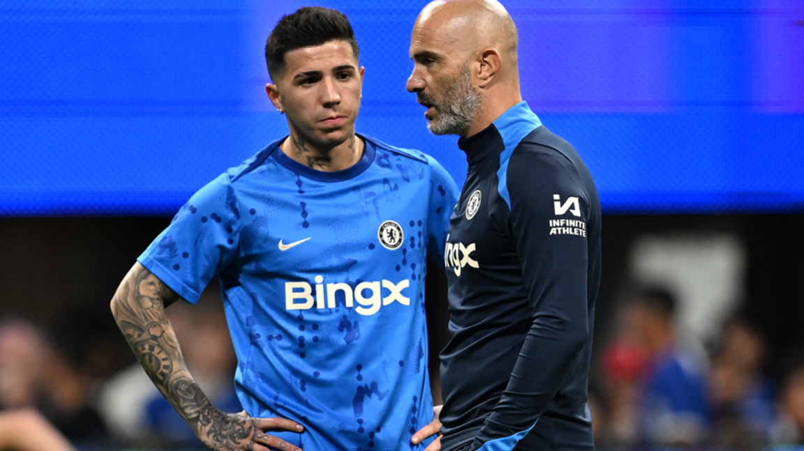 Enzo Fernandez speaks with Chelsea boss Enzo Maresca before the friendly with Club America