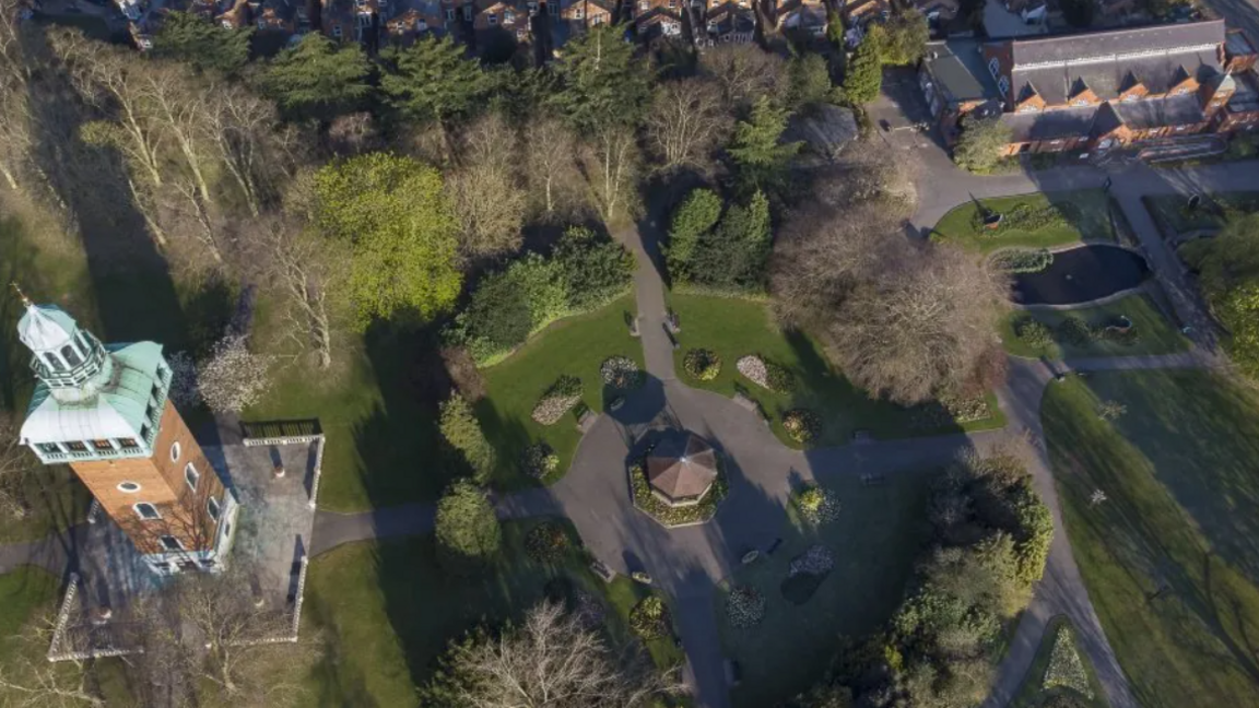 An aerial image of Queen's Park in Lougborough