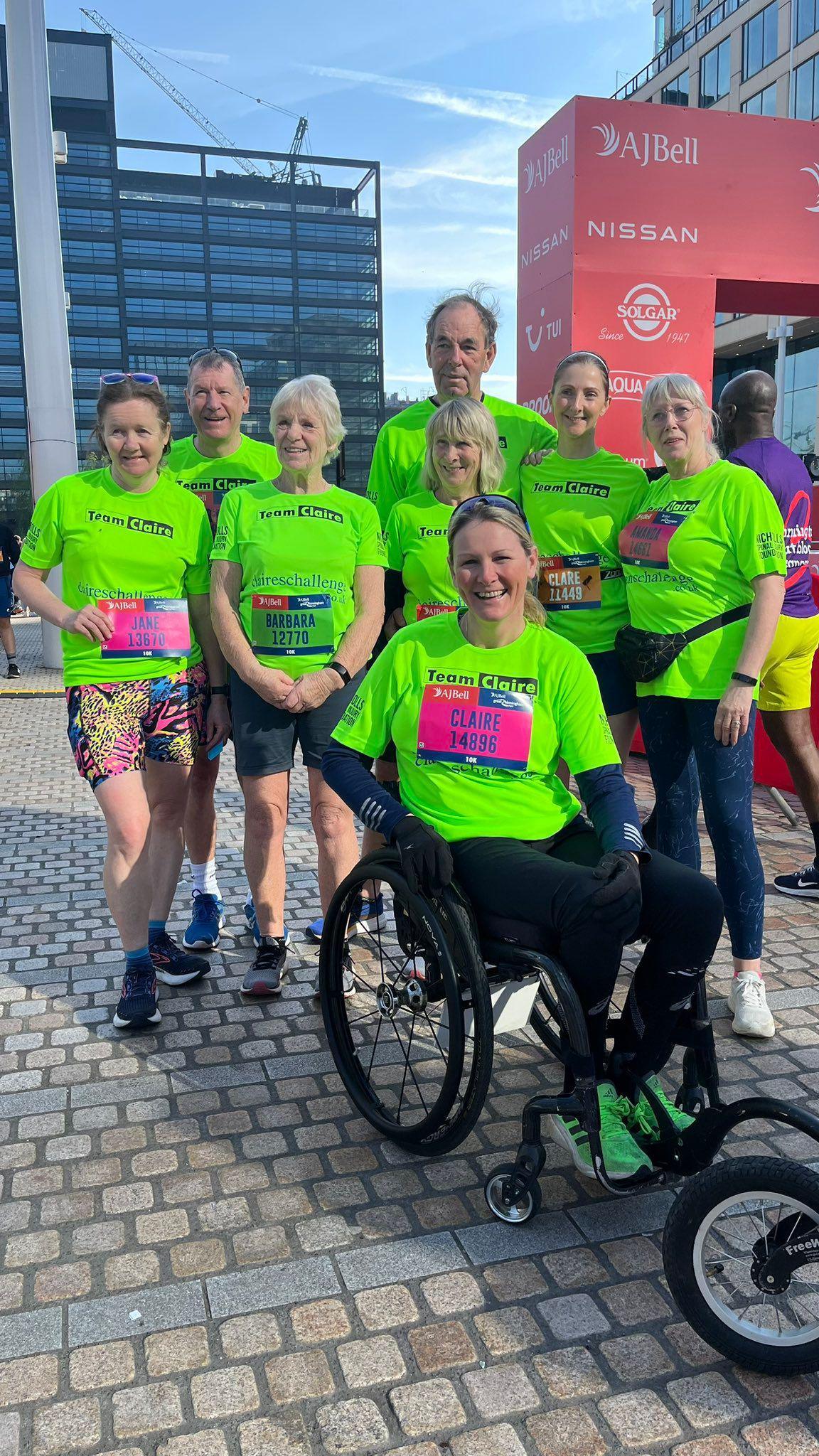 Claire Lomas and runners