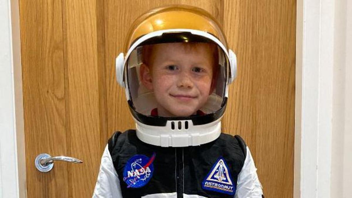 Astronomy superfan, 11, shares tips for watching solar eclipse