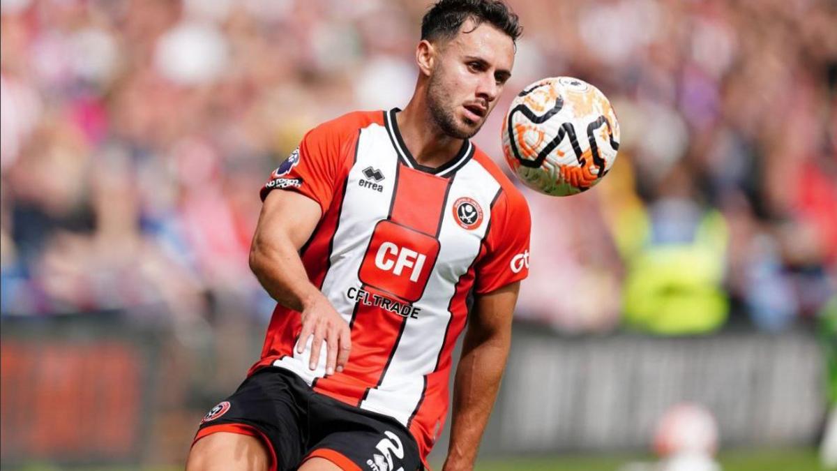 Footballer George Baldock playing for Sheffield United