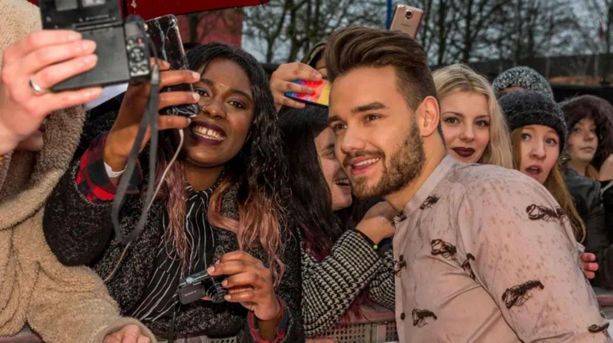 Liam with fans at the Brit Awards in 2015