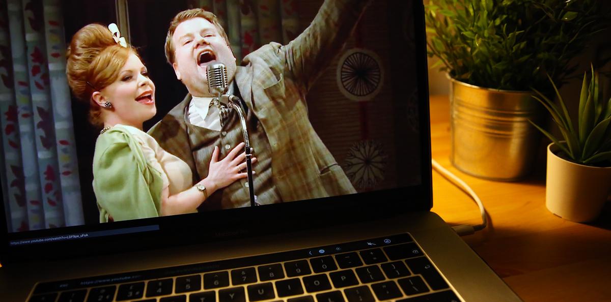 View of One Man Two Guvnors stage production - streamed online