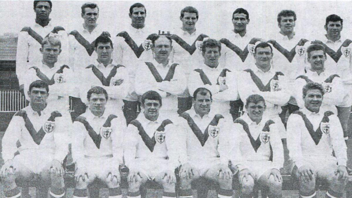 Team photo in rows taken of the 1968 Great Britain team for the rugby league World Cup