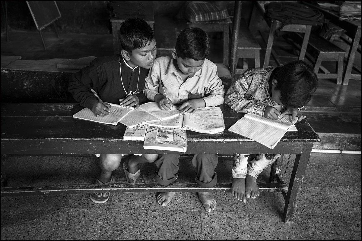 Pupils at the Oriya neighbourhood primary school