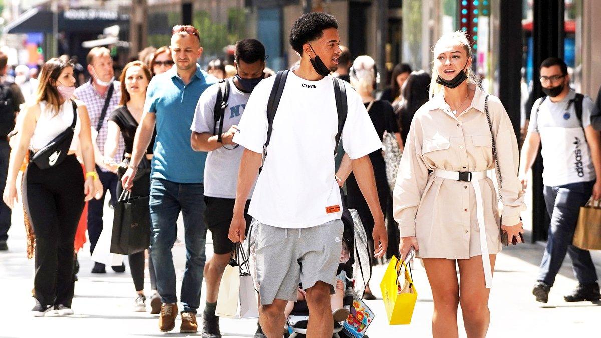 Shopping in Oxford Street