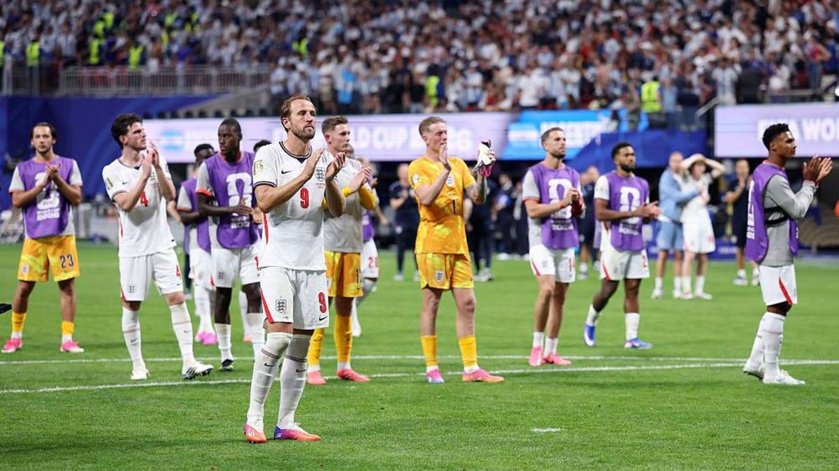 Three England players privately criticised Tuchel's tactics