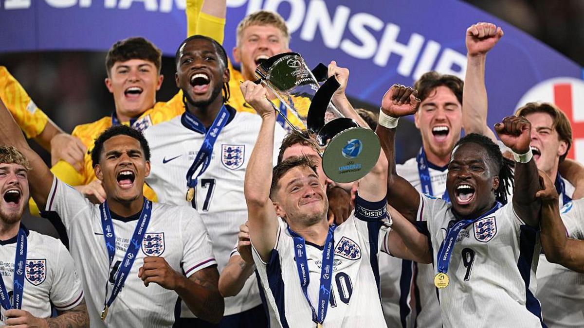 McAtee, el diamante sin pulir del Nottingham Forest que apunta a la Eurocopa 2028