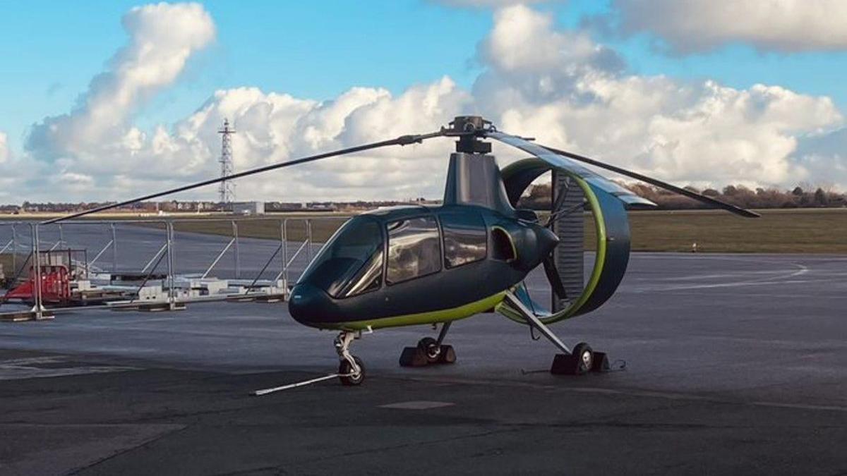 Avian Pegasus parked on a runway