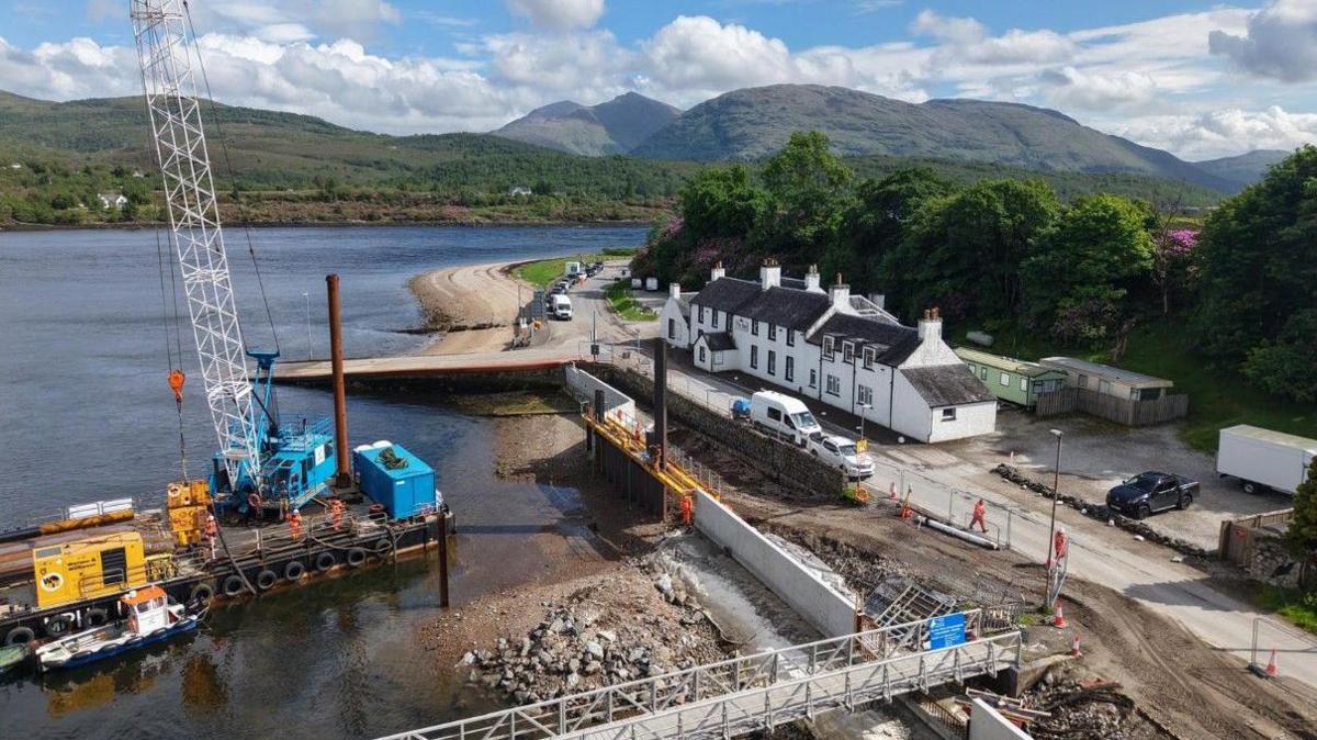 Obair leasachaidh aig Aiseag a' Chorain 