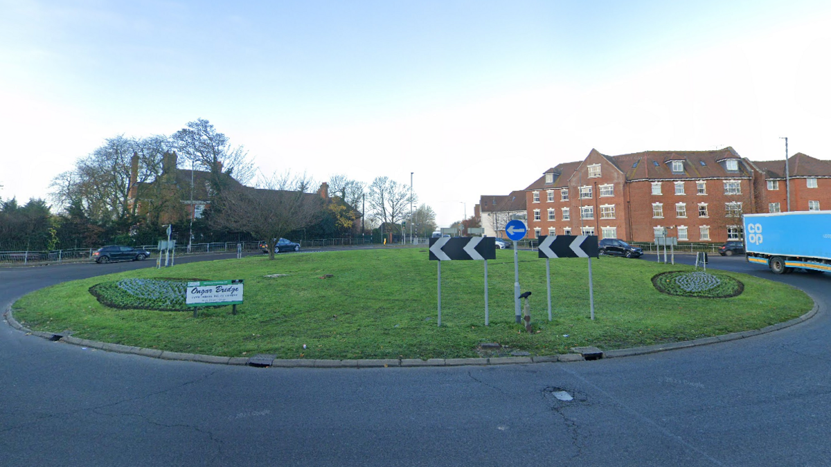 Four Wantz roundabout in Epping